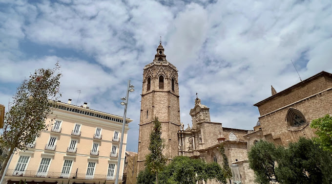 15. کاتدرائی والنسیا (Catedral de Valencia)
