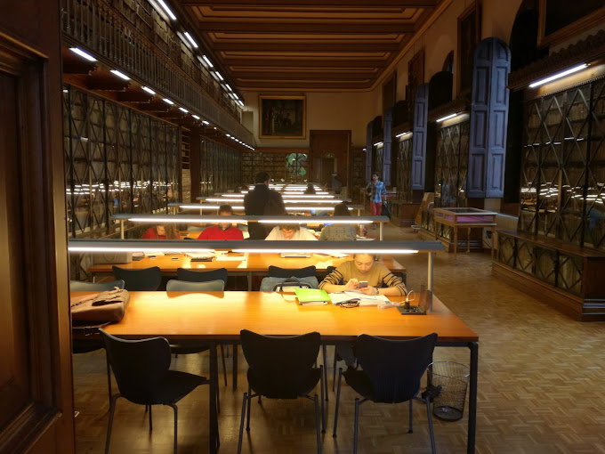 3- دانشگاه بارسلونا (University of Barcelona)