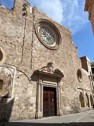 16. کلیسای سنتا کاتالینا (Iglesia de Santa Catalina)