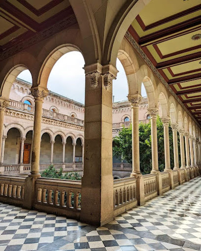3- دانشگاه بارسلونا (University of Barcelona)