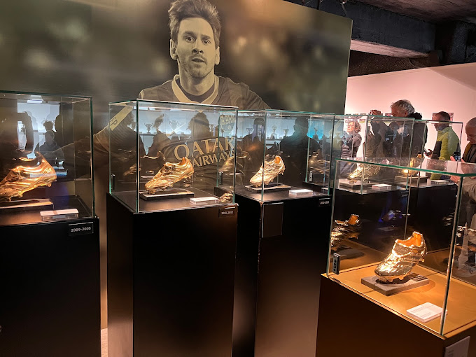 9. موزه فوتبال بارسلونا (FC Barcelona Museum):